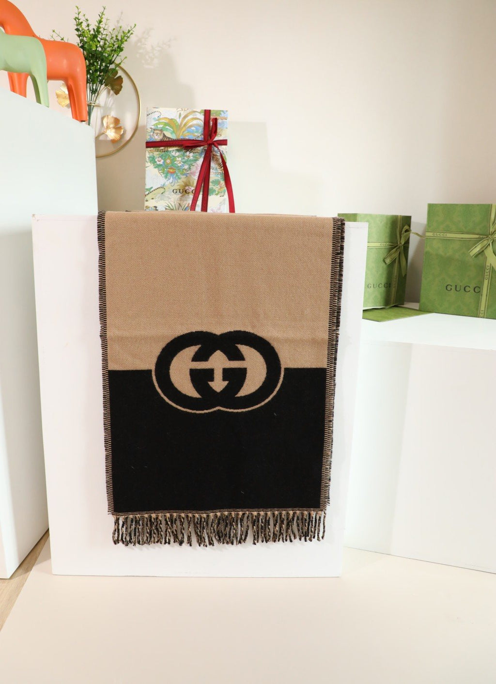 Gucci Black & Camel Beige Fringed Scarf
