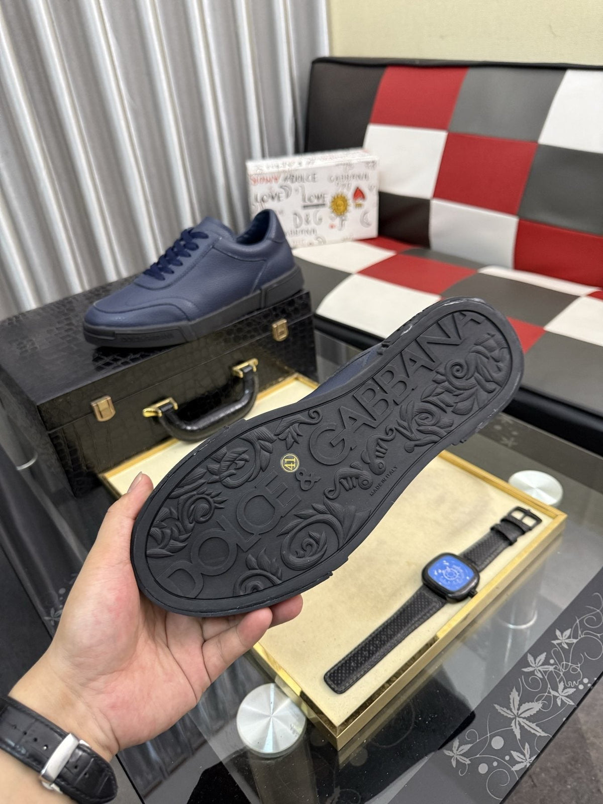 Dolce & Gabbana Low-Top Lace-Up Sneakers - Rounded Toe